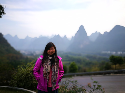 1522840795128449.jpg 十大杰出青年-外國(guó)語學(xué)院-趙妍(原始圖片)_副本.jpg